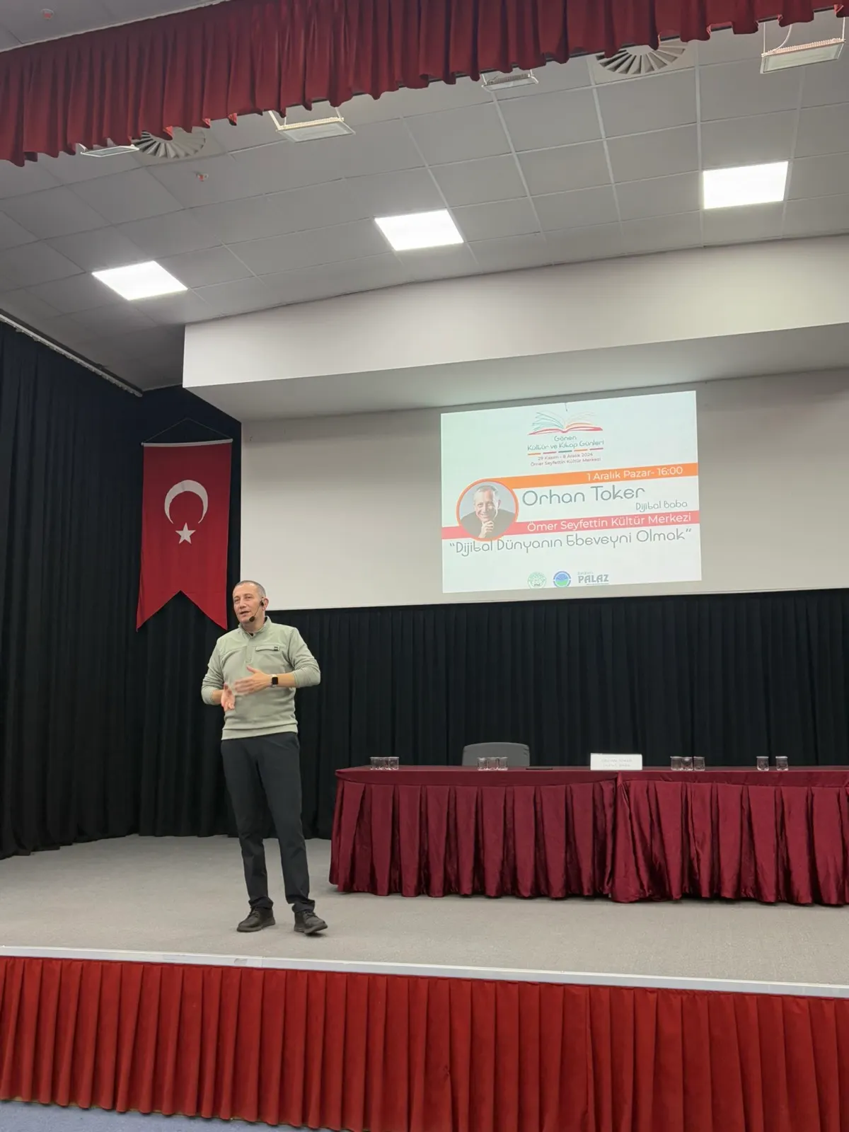 Gönen Kitap Fuarı etkinliğinden