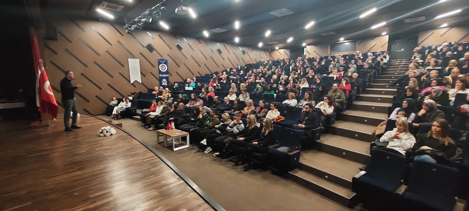 Sakarya Bil Koleji etkinliğinden bir kare