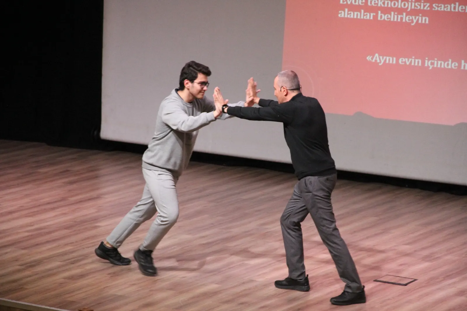 Sakarya Bil Koleji etkinliğinden bir kare